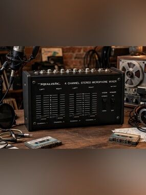 Vintage Realistic 4 Channel Stereo Microphone Mixer Radio Shack 32-1105